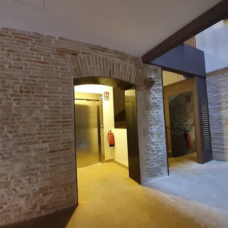 Silken Casa Platerias Siglo Xv アパート